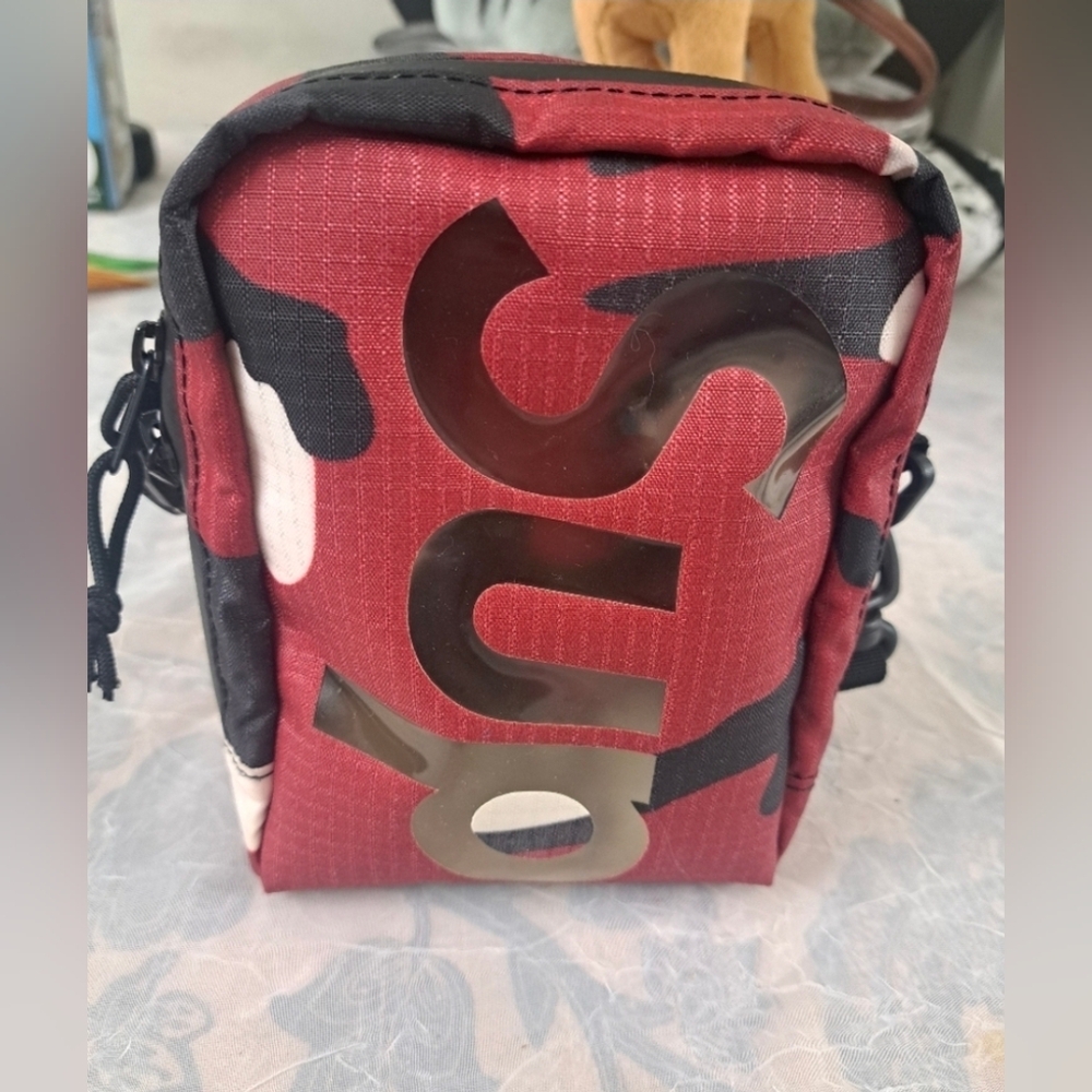 Supreme Neck Pouch Red Camo  Sling Shoulder Bag - Picture 3 of 11